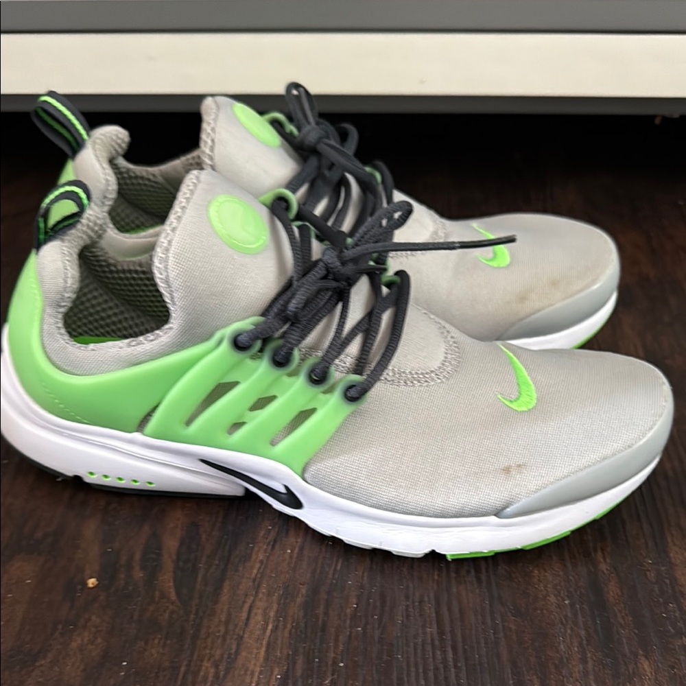 Nike Gray and Green Sneakers